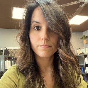 Meet your Posher, Brianne